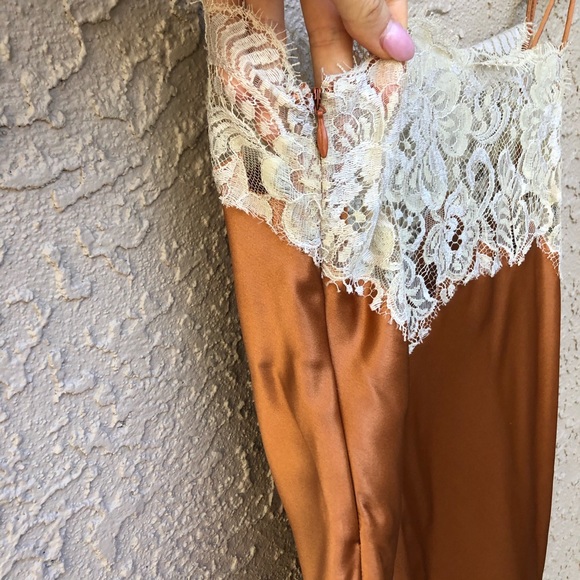 NWT Dolce& Gabanna Silk Slip Tank Top Size 44 - Picture 9 of 13